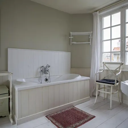 In Near Beach, Cleaning Included Vakantiehuis *