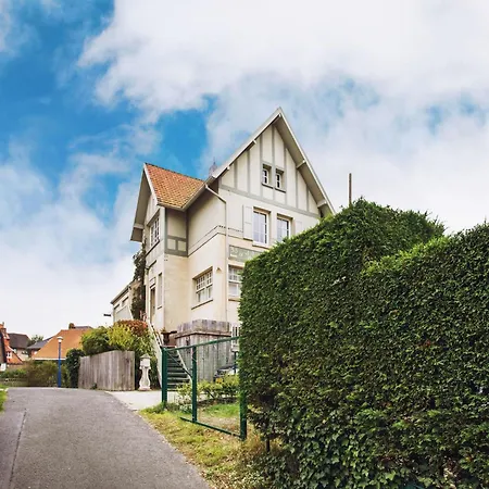 Vakantiehuis In Near Beach, Cleaning Included Koksijde